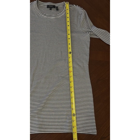 Theory Button-Hem Long-Sleeve Tee in Striped Stretch Knit Size L - Picture 6 of 8